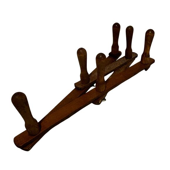 Unique small peg rack wood wooden Japan wall hanging 6-peg v-shaped expandable - Picture 2 of 9